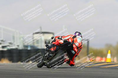 media/Mar-01-2025-Race Pace (Sat) [[ebf7b6e548]]/17-Vested (Turn 16) 210pm/
